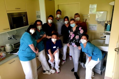 Teamomat: Gruppenfoto auf Station