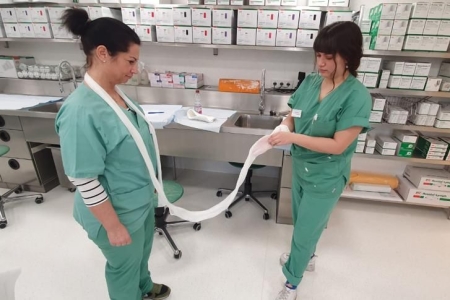 Teamomat: Zwei Kolleginnen beim Üben